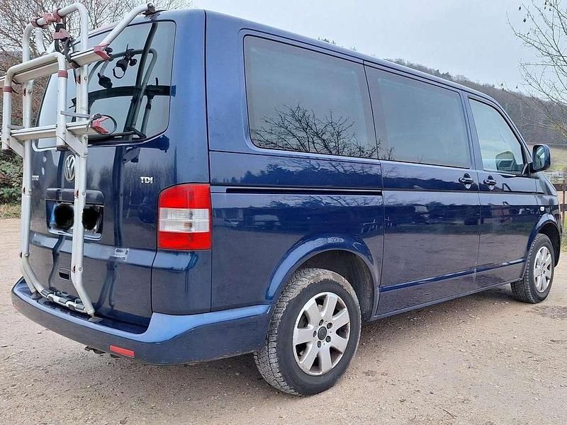 Gebraucht VW Multivan Trendline 131 PS (96 kW) 2005 Blau Van