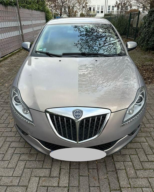 Gebraucht Lancia Delta 120 PS (88 kW) 2010 Kleinwagen