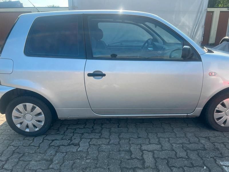 Silber Gebraucht 2004 Seat Arosa Kleinwagen | 950 € (Guter Preis) - Bild 1/4