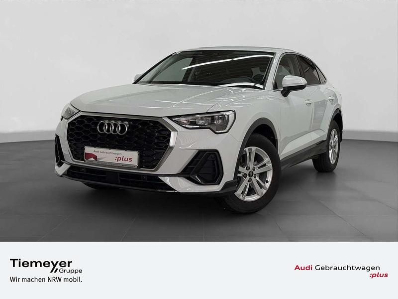 Gletscherweiß metallic Gebraucht 2024 Audi Q3 SUV | 34.330 € (Superpreis) - Bild 1/4