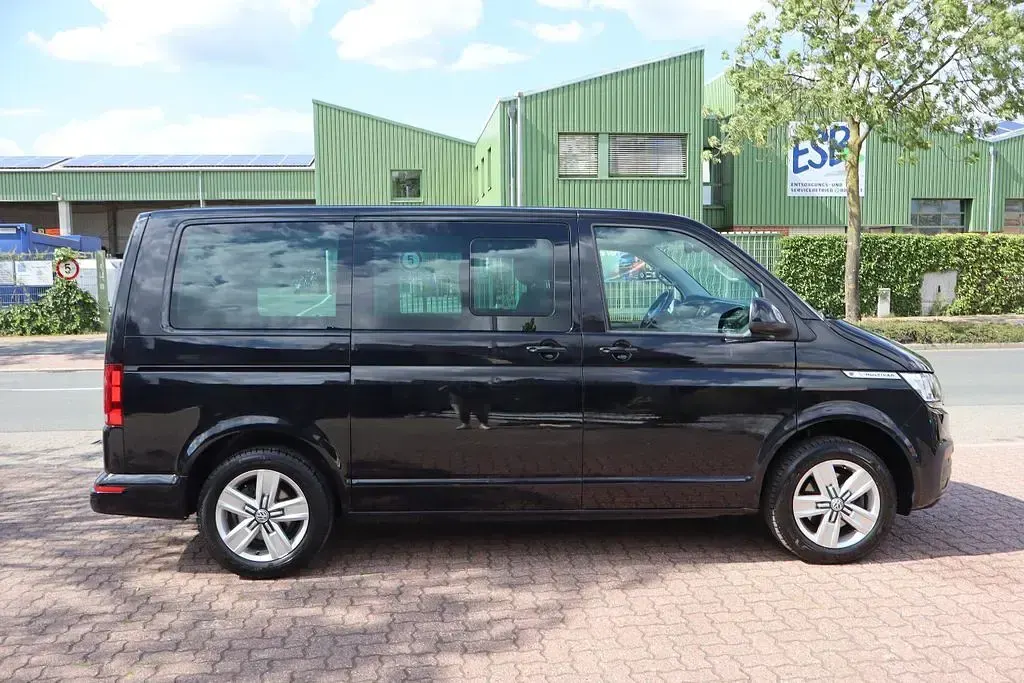 Gebraucht VW Multivan Comfortline 150 PS (110 kW) 2020 Schwarz Van / Kleinbus