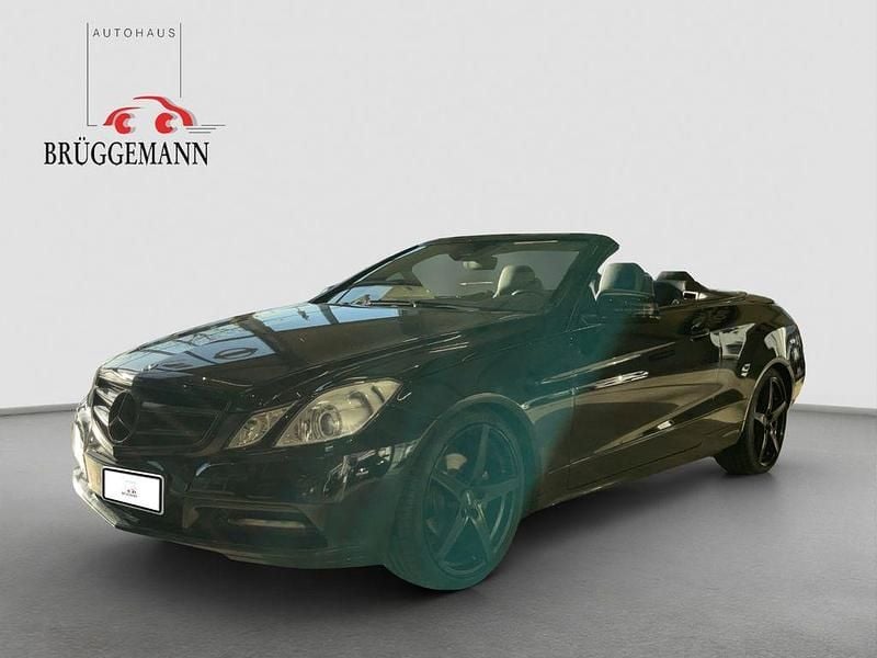 Gebraucht Mercedes E200 Avantgarde 184 PS (135 kW) 2012 Schwarz Cabrio