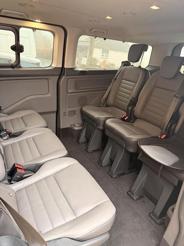 Gebraucht Ford Tourneo Titanium X 185 PS (136 kW) 2021 Schwarz Van / Kleinbus