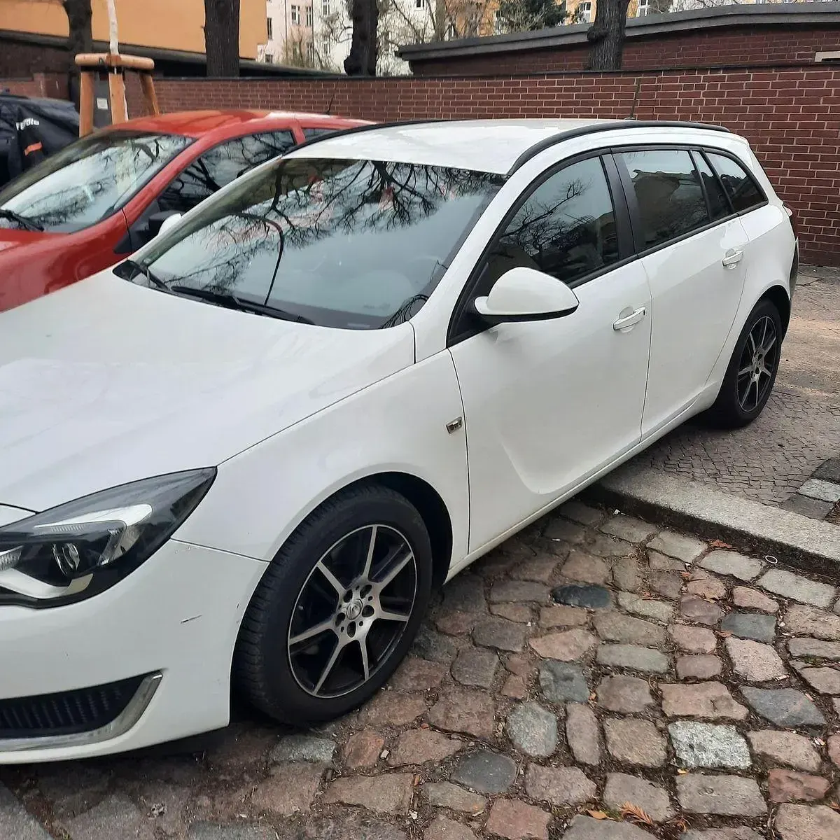 Gebraucht Opel Insignia 120 PS (88 kW) 2013 Weiß Kombi