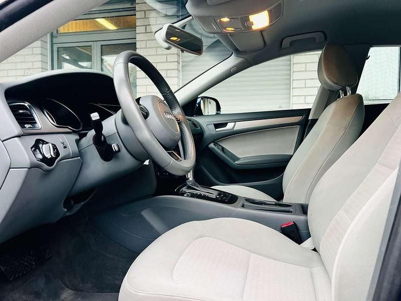 Gebraucht Audi A5 170 PS (125 kW) 2013 Scubablau metallic Coupé