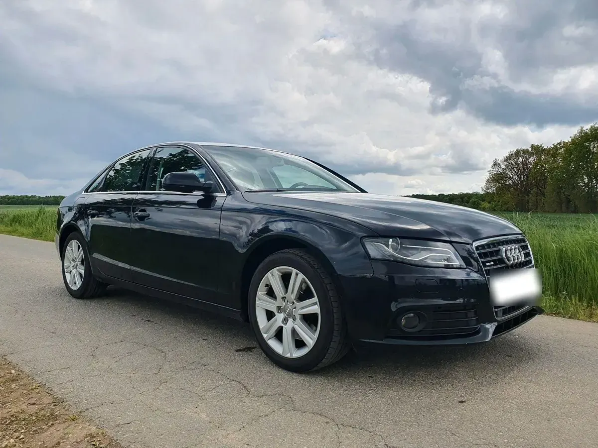 Gebraucht Audi A4 Ambiente 211 PS (155 kW) 2010 Schwarz Limousine