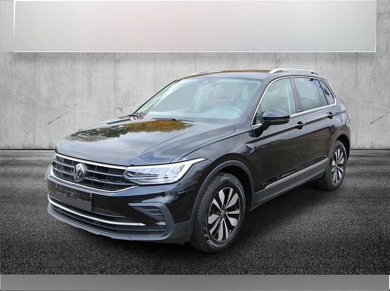 Schwarz Gebraucht 2023 VW Tiguan Move SUV | 31.449 € (Etwas zu teuer) - Bild 1/4