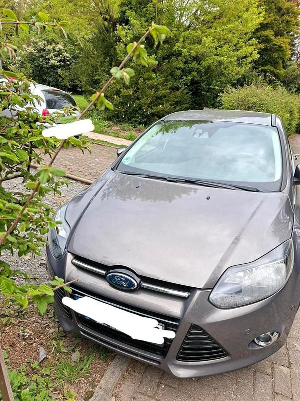 Second-hand Ford Focus 150 CP (110 kW) 2011 Gri Hatchback