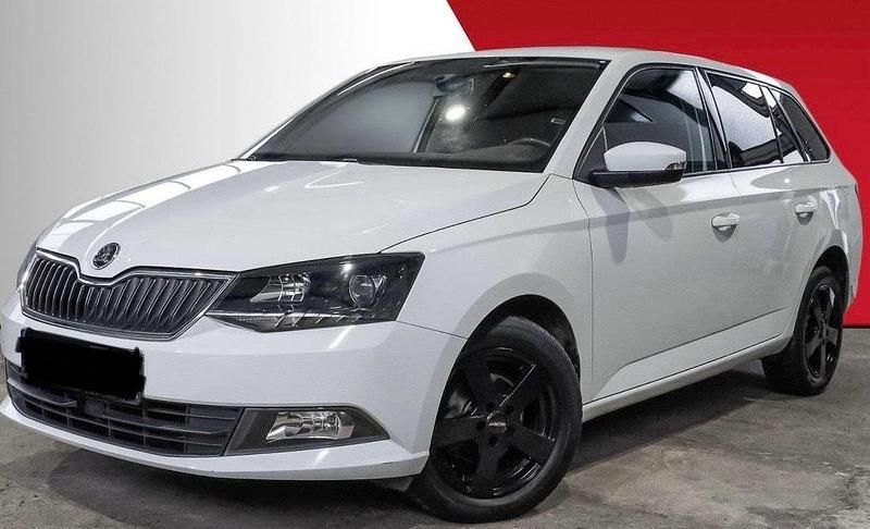 Weiß Gebraucht 2016 Skoda Fabia Kombi | 6.500 € (Fairer Preis) - Bild 1/4