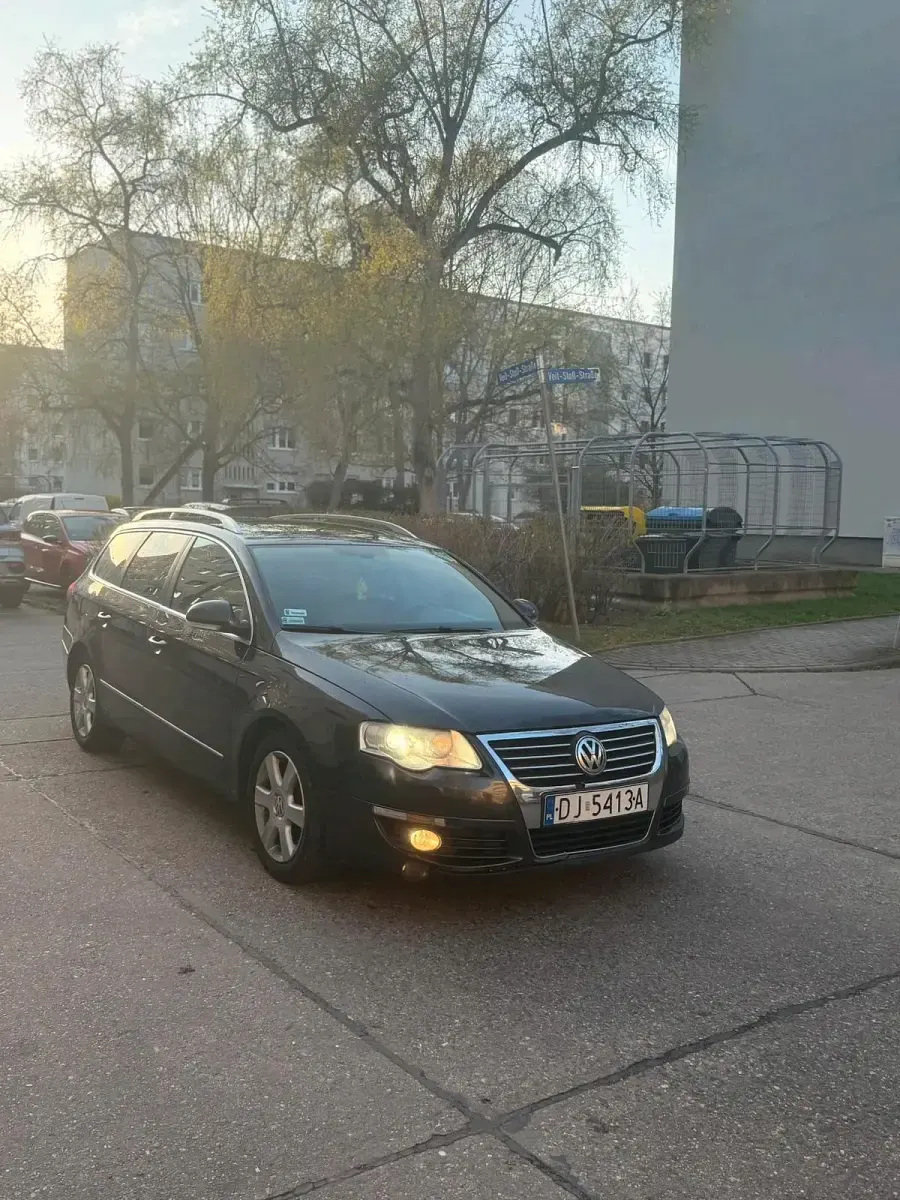 Gebraucht VW Passat 140 PS (102 kW) 2008 Schwarz Kombi