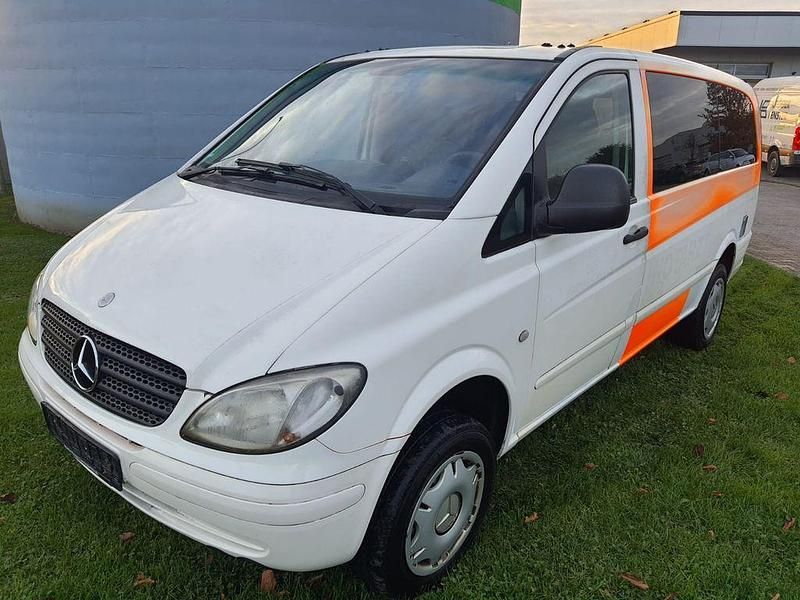 Weiß Gebraucht 2007 Mercedes Vito Van / Kleinbus | 5.999 € (Superpreis) - Bild 1/4