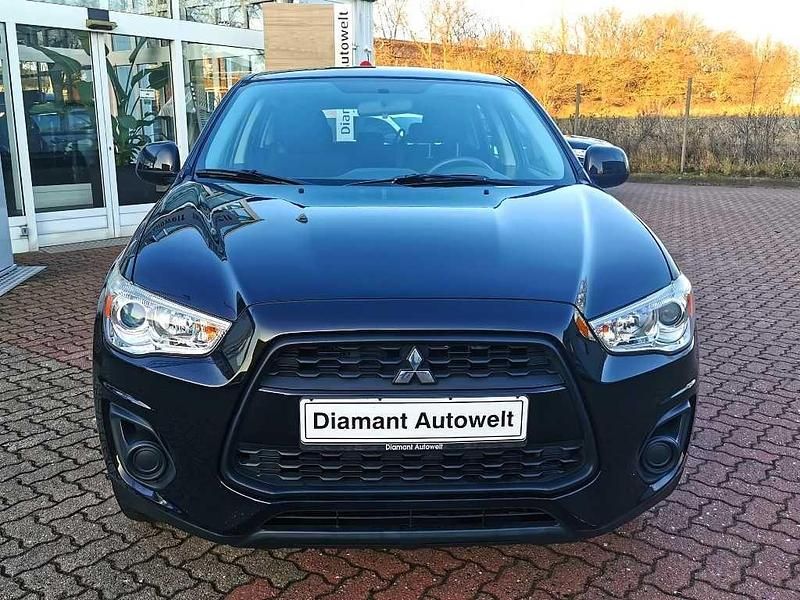 Gebraucht Mitsubishi ASX Basis 117 PS (86 kW) 2016 Schwarz SUV