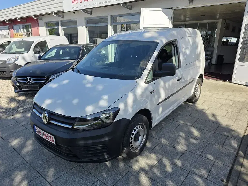 Usado VW Caddy 84 HP (61 kW) 2016 Branco Monovolume