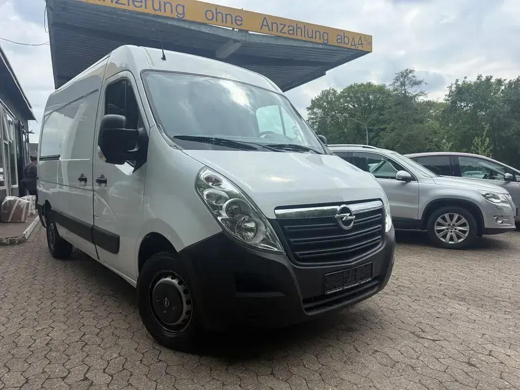 Gebraucht Opel Movano 170 PS (125 kW) 2017 Weiß Van / Kleinbus
