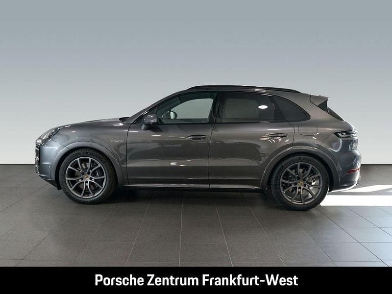 Gebraucht Porsche Cayenne 470 PS (345 kW) 2025 Quarzitgraumetallic SUV