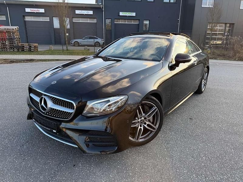 Gebraucht Mercedes E300 AMG 245 PS (180 kW) 2018 Obsidianschwarz Coupé