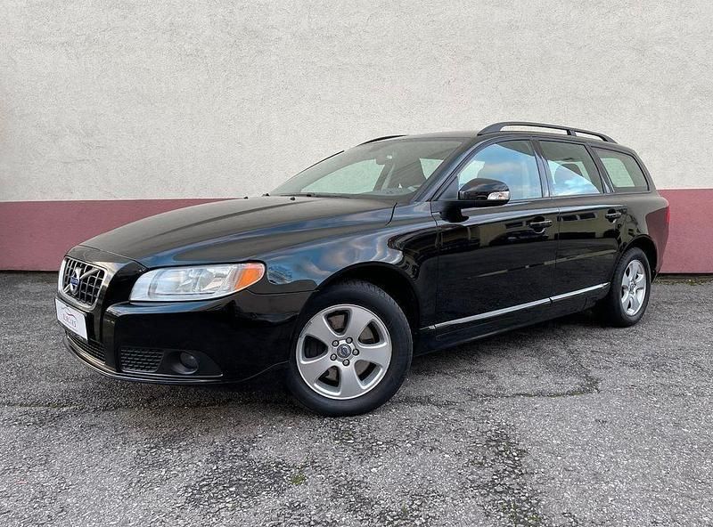 Gebraucht Volvo V70 163 PS (119 kW) 2011 Schwarz Kombi