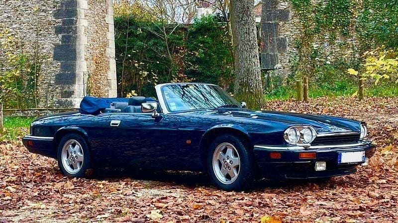 Blau Gebraucht 1994 Jaguar XJS Cabrio | 44.000 € - Bild 1/4