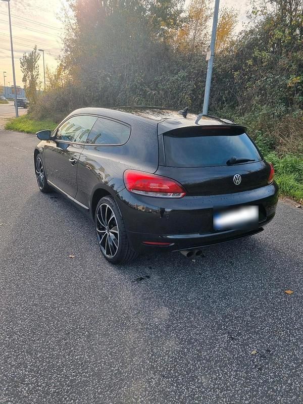Usata VW Scirocco 140 CV (102 kW) 2011 Nero Coupé