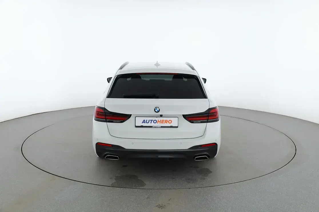 Gebraucht BMW 540 M Sport 340 PS (250 kW) 2021 Weiß Kombi