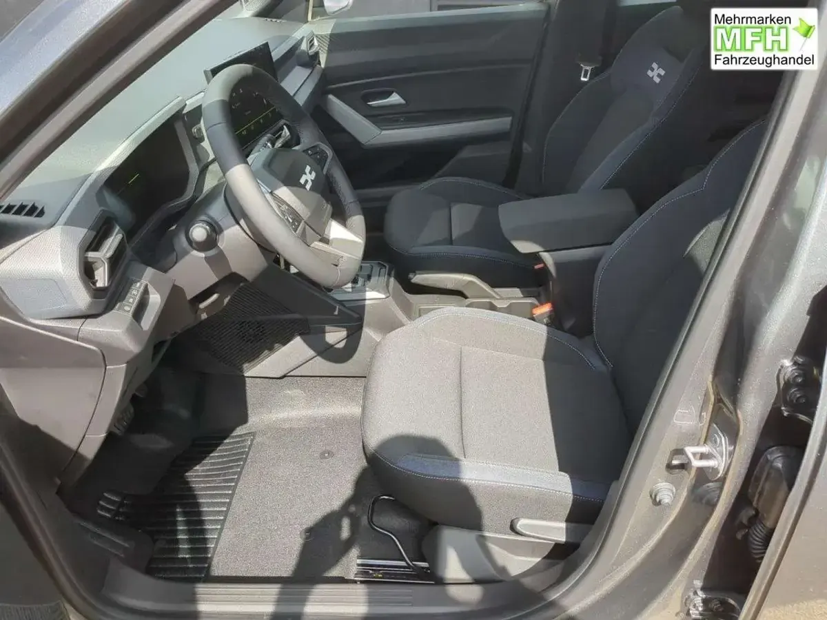 Neu Dacia Duster Expression 158 PS (116 kW) 2026 Dolomitgrau SUV
