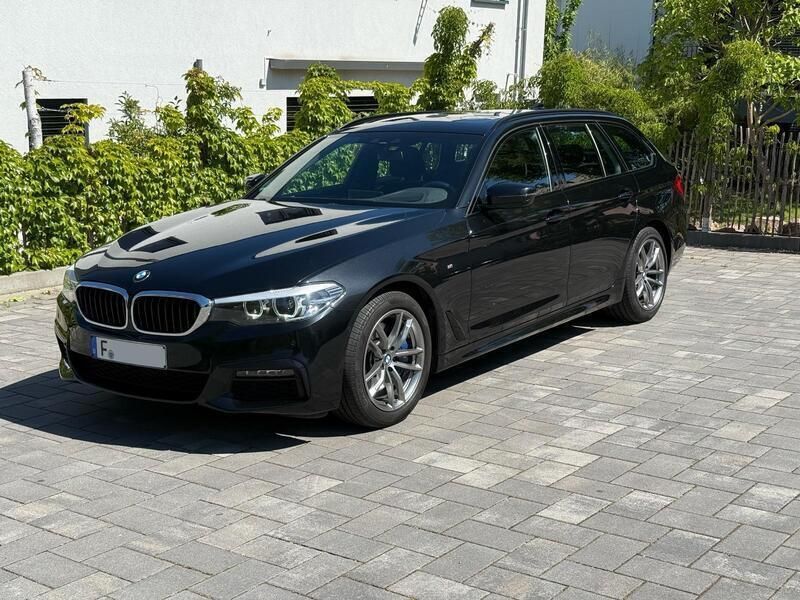 Schwarz Gebraucht 2020 BMW 530 Shadowline Kombi | 34.700 € (Guter Preis) - Bild 1/4