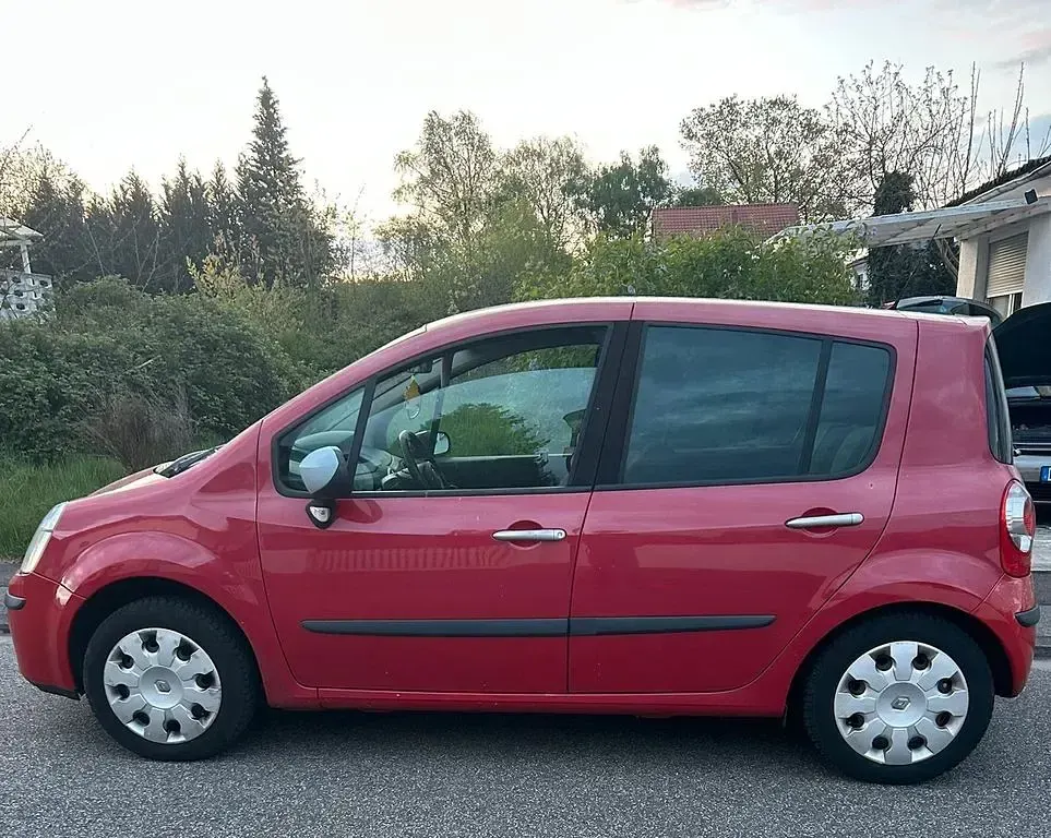 Brugt Renault Modus 75 HK (55 kW) 2007 Rød MPV