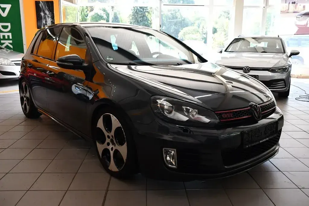 Gebraucht VW Golf VI GTI 211 PS (155 kW) 2011 Grau Limousine