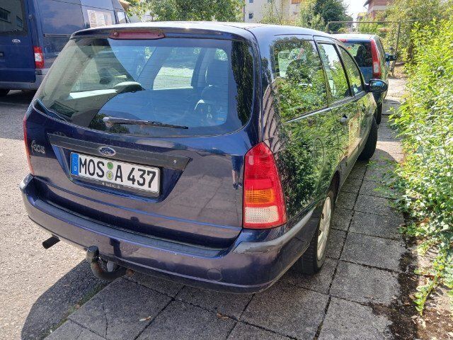 Gebraucht Ford Focus 101 PS (74 kW) 2002 Blau Kombi