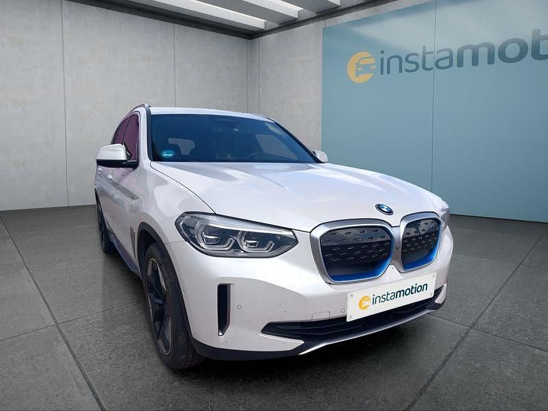 Gebraucht BMW iX3 Impressive 210 kW (286 PS) 2021 Weiß SUV