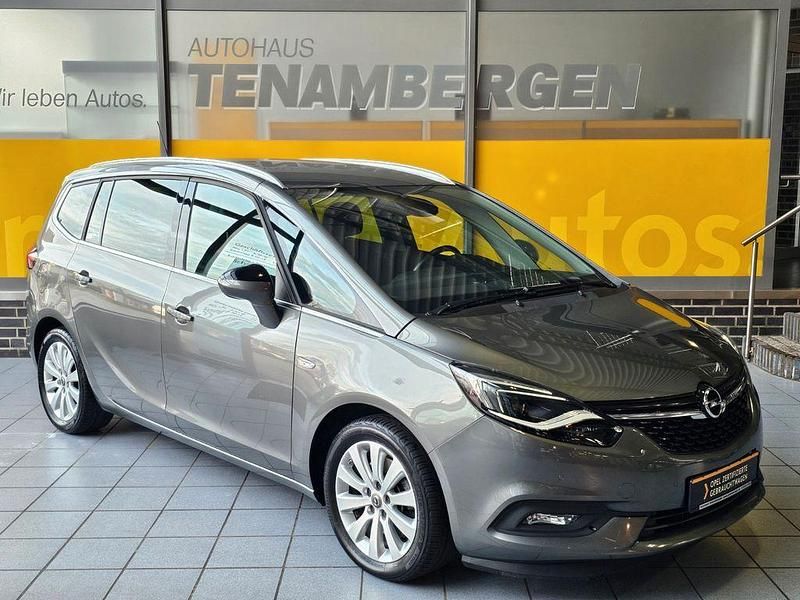 Grau Gebraucht 2019 Opel Zafira Innovation Van / Kleinbus | 20.900 € (Teuer) - Bild 1/4