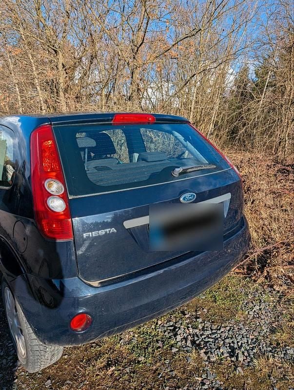 Gebraucht Ford Fiesta 60 PS (44 kW) 2007 Kleinwagen