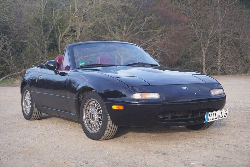 Gebraucht Mazda MX5 Edition 116 PS (85 kW) 1993 Schwarz Cabrio