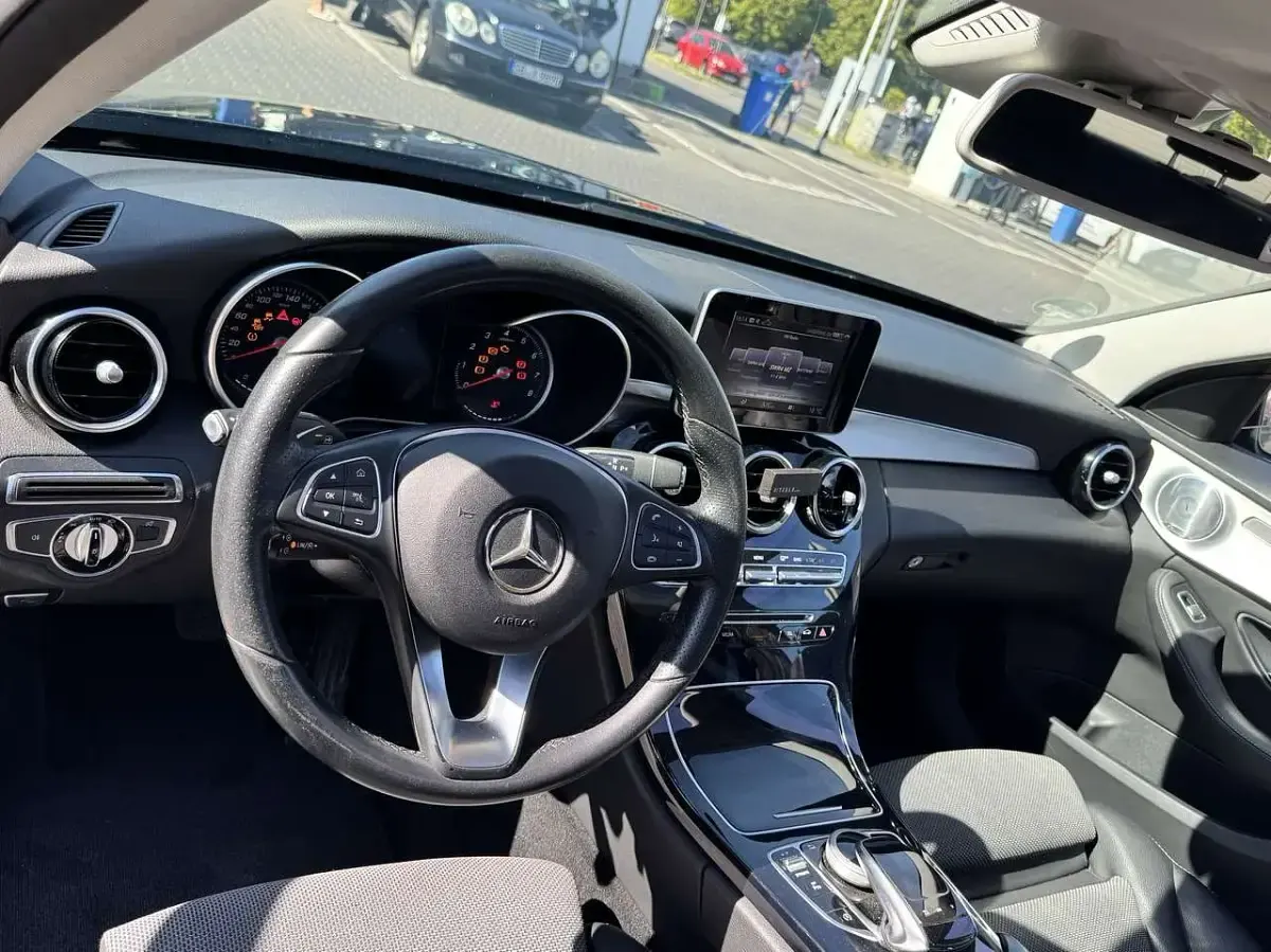 Gebraucht Mercedes C200 184 PS (135 kW) 2017 Limousine