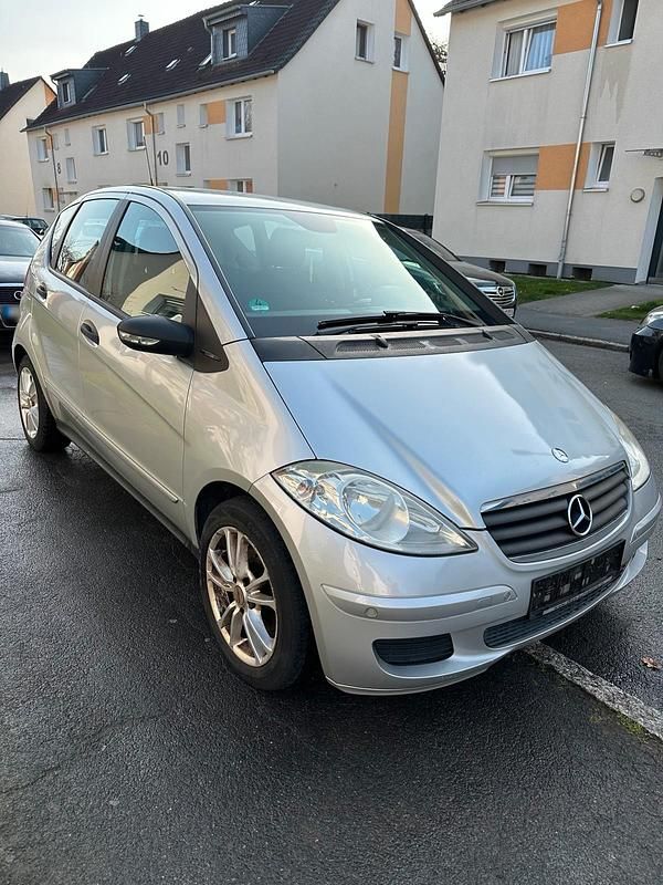 Gebraucht Mercedes A170 85 PS (62 kW) 2004 Silber Kleinwagen