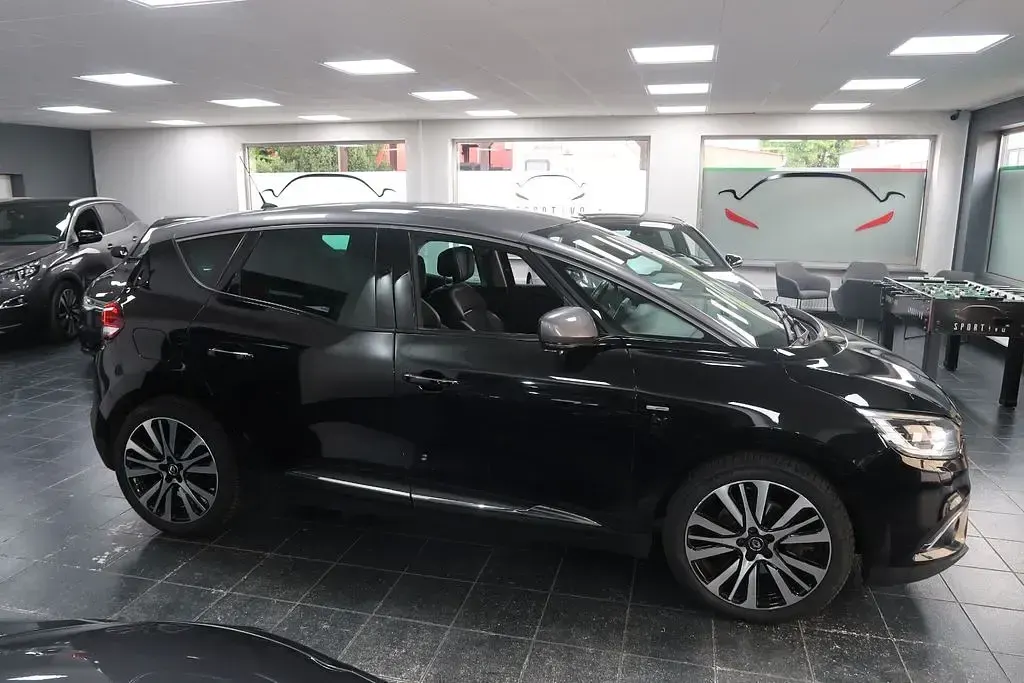 Gebraucht Renault Scénic IV Bose Edition 160 PS (117 kW) 2016 Schwarz Van / Kleinbus