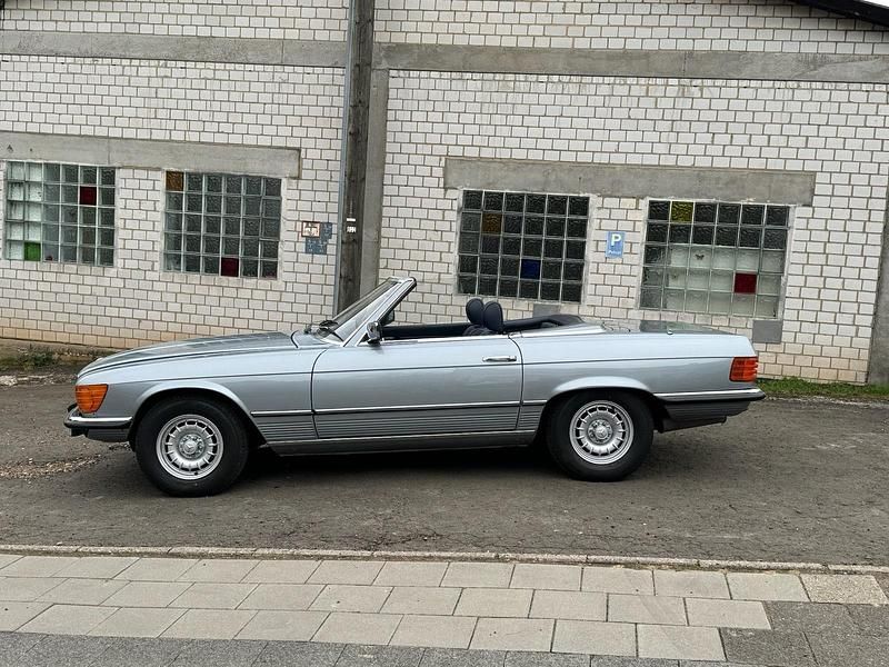 Silber Gebraucht 1979 Mercedes SL280 Cabrio | 28.900 € - Bild 1/4