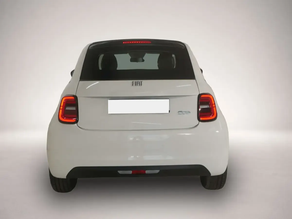 Gebraucht Fiat 500e 86 kW (118 PS) 2023 Weiß Cabrio