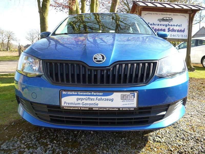 Raceblau metallic Gebraucht 2017 Skoda Fabia Cool Plus Kleinwagen | 6.499 € (Fairer Preis) - Bild 1/4