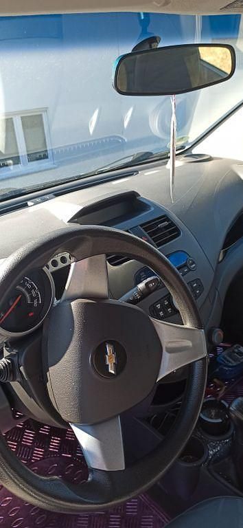 Gebraucht Chevrolet Spark 68 PS (50 kW) 2011 Weiß Kleinwagen