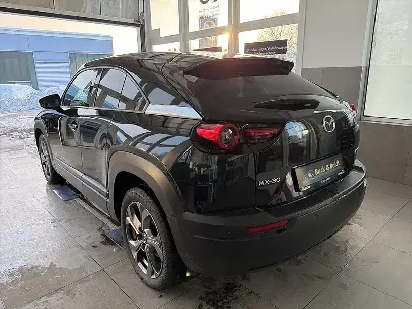 Gebraucht Mazda MX30 Ad'Vantage 106 kW (145 PS) 2023 Schwarz SUV