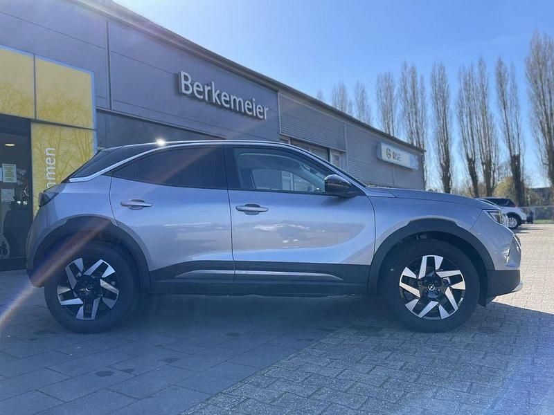 Gebraucht Opel Mokka Elegance 131 PS (96 kW) 2023 Quarz silber (grau) SUV
