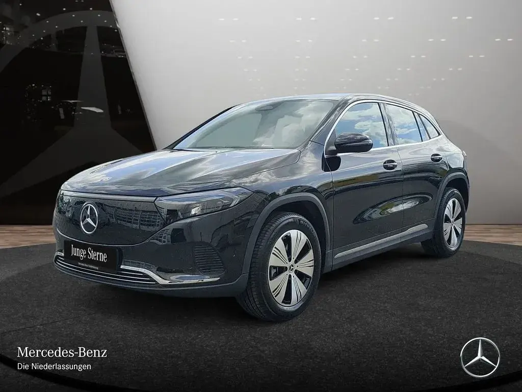Gebraucht Mercedes EQA250+ Advanced 139 kW (190 PS) 2025 Schwarz SUV