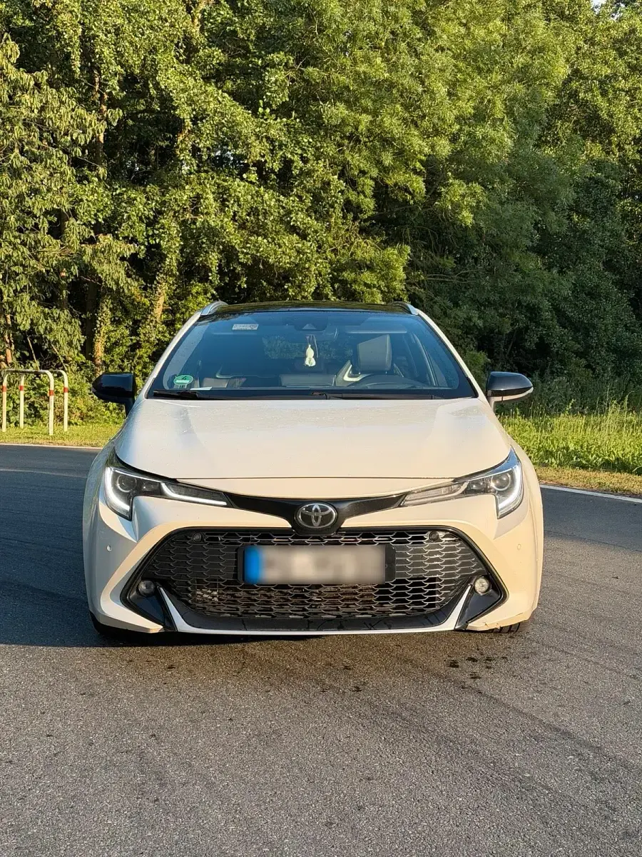 Gebraucht Toyota Corolla Sport 180 PS (132 kW) 2020 Weiß Kombi