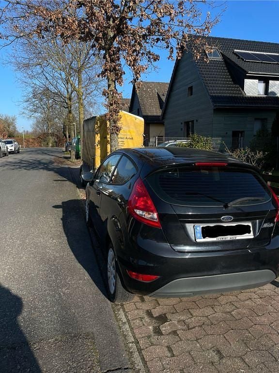 Gebraucht Ford Fiesta Trend 60 PS (44 kW) 2009 Schwarz Kleinwagen