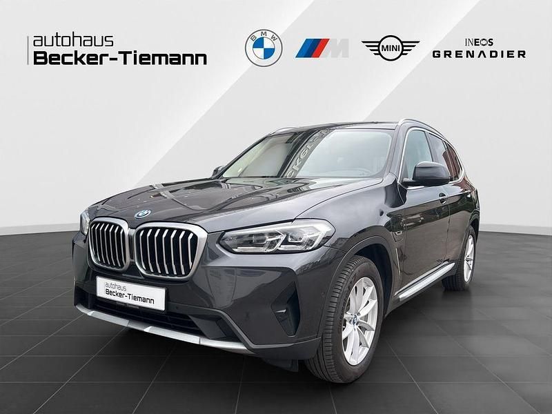 Sophistograu brillanteffekt Gebraucht 2022 BMW X3 Sport Line SUV | 29.707 € (Fairer Preis) - Bild 1/4