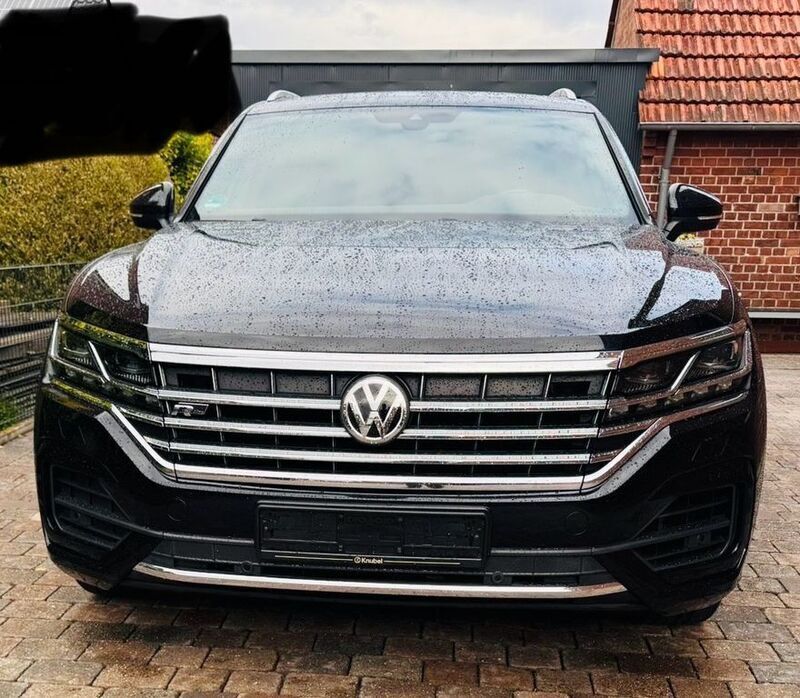 Schwarz Gebraucht 2019 VW Touareg R-line SUV | 46.500 € (Fairer Preis) - Bild 1/4