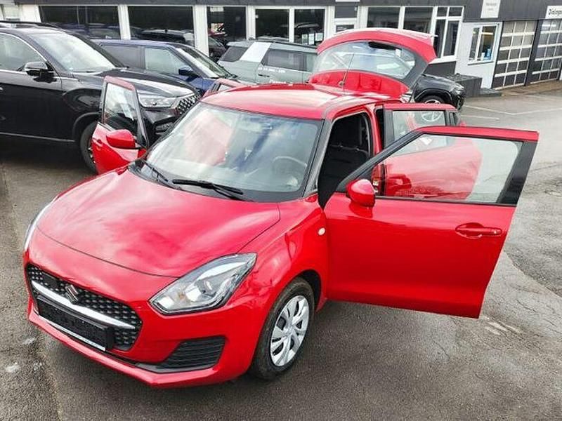 Gebraucht Suzuki Swift 83 PS (61 kW) 2022 Andere Limousine