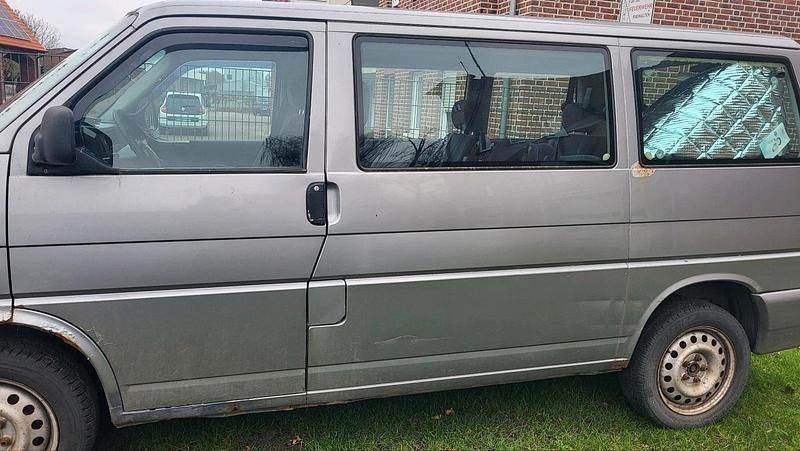 Gebraucht VW T4 1999 Grau Van