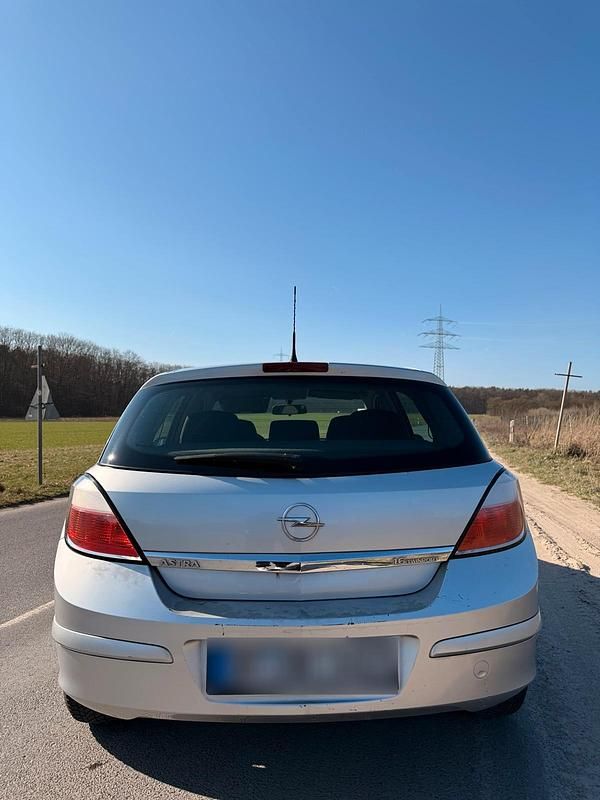 Gebraucht Opel Astra 105 PS (77 kW) 2004 Grau Kleinwagen